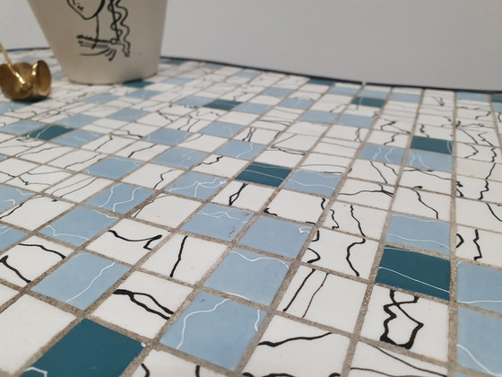 Image 1 of Table basse en mosaïque. Table d'appoint vintage.