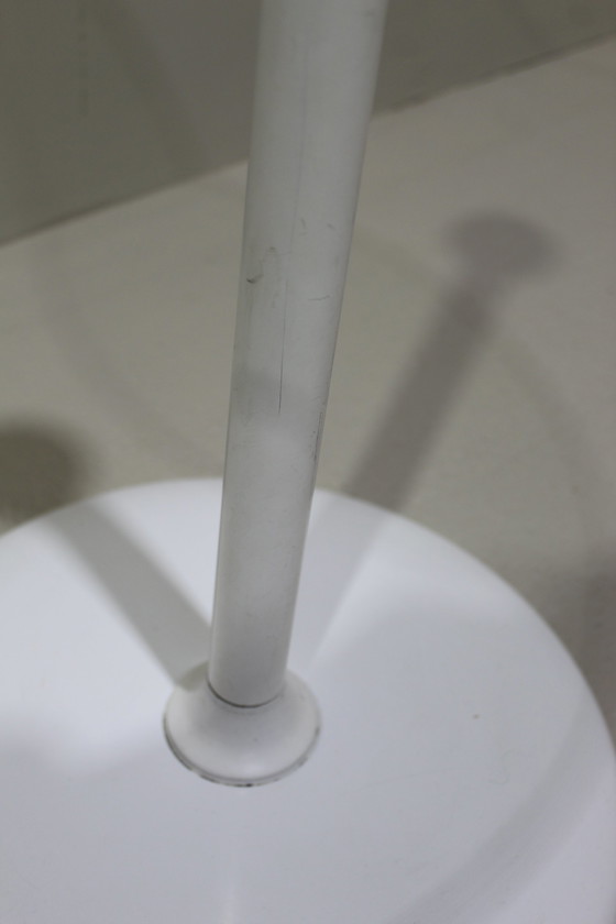 Image 1 of Table d'appoint ronde vintage - blanc, verre 1970