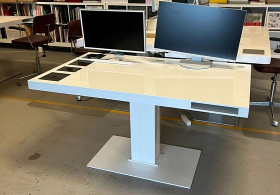 Image 1 of Bureau réglable Holmris Milk