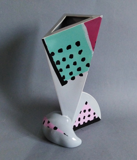 Image 1 of Vase postmoderne/pop art de Heide Warlamis, numéroté en série, 1980S