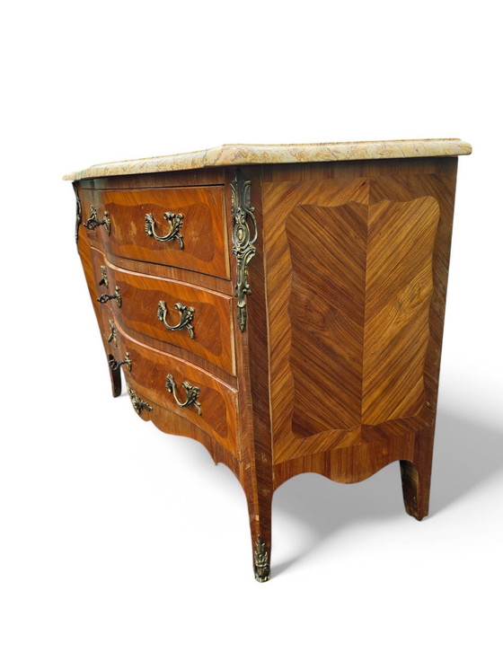 Image 1 of Commode Style Louis Xv Dessus Marbre