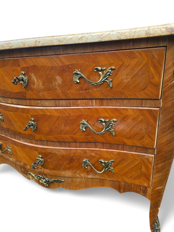 Image 1 of Commode Style Louis Xv Dessus Marbre