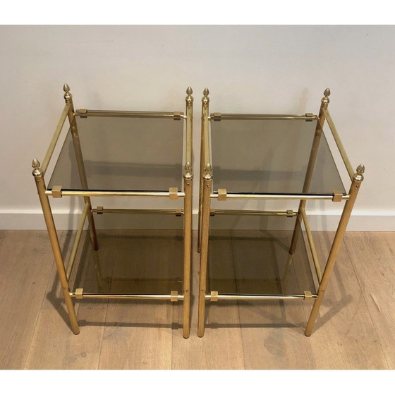 Image 1 of Paire de bouts de canapé vintage en laiton et verre fumé, 1940