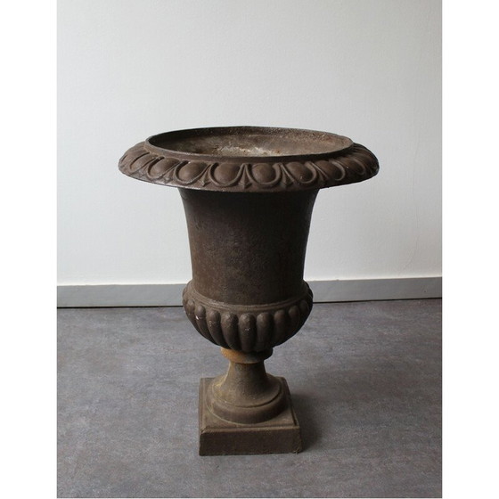 Image 1 of Jardinière vintage en fonte, France
