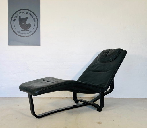 Chaise longue en cuir noir vintage Mid Century Norwegian Ingmar Relling