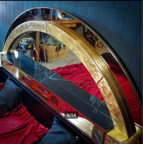 Image 1 of Lit vintage avec grand miroir - or noir - années 1970