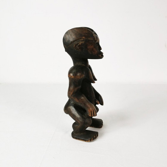 Image 1 of Figurine vintage en bois représentant un gardien de reliquaire