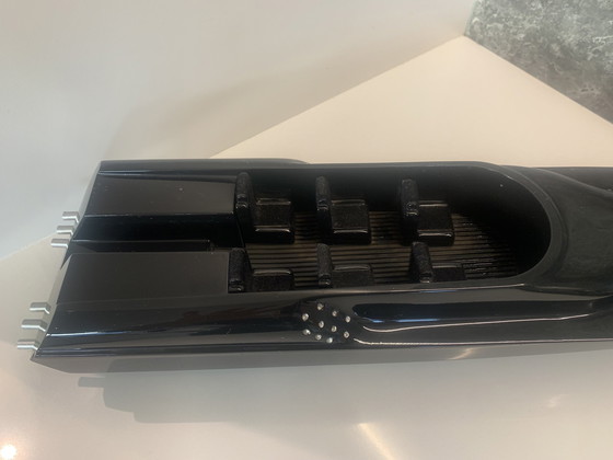 Image 1 of Offshore Gentleman's Racer par Serge Leibovitz