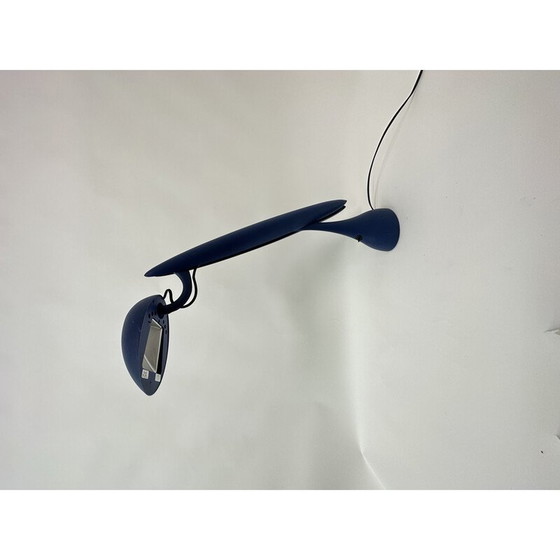 Image 1 of Lampe vintage en plastique bleu Heron par Isao Hosoe pour Luxo, Norvège 1980