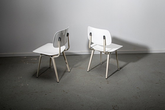 Image 1 of 2X Chaises Revolt Designées par Friso Kramer pour Ahrend