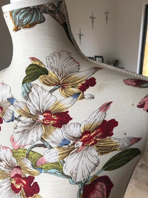 Mannequin en tissu et bois