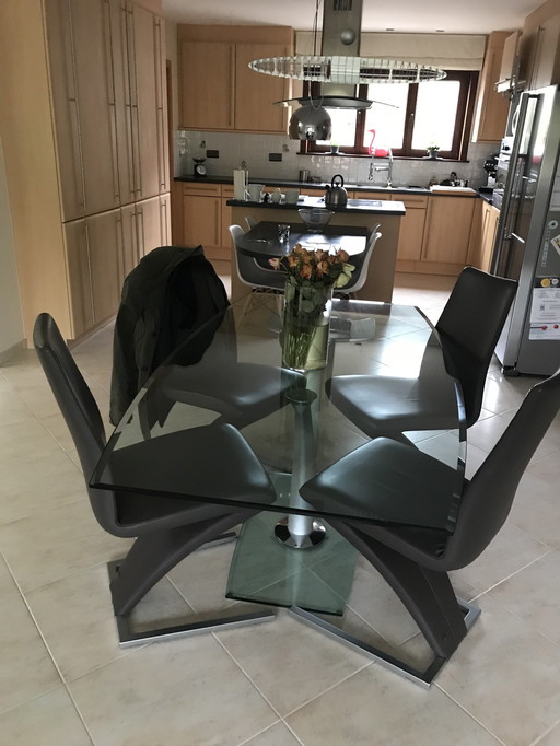 Table et 4 chaises Rolf Benz