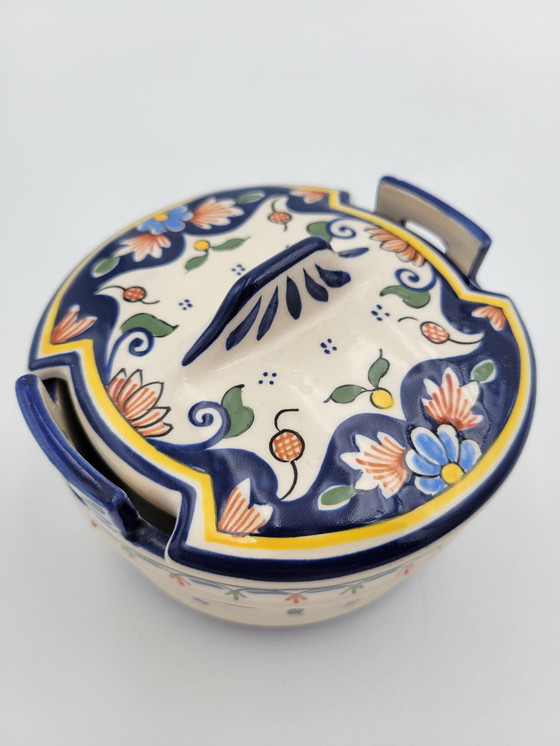 Image 1 of Pot Avec Couvercle En Porcelaine De Rouen