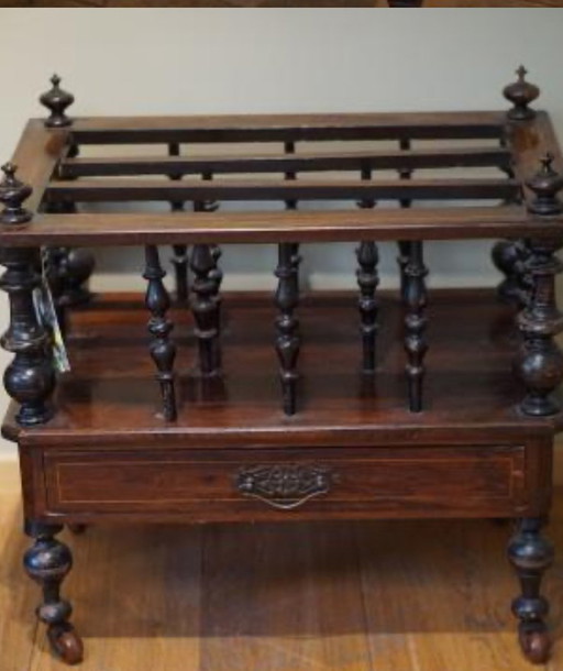 Canterbury ou pupitre en bois de rose