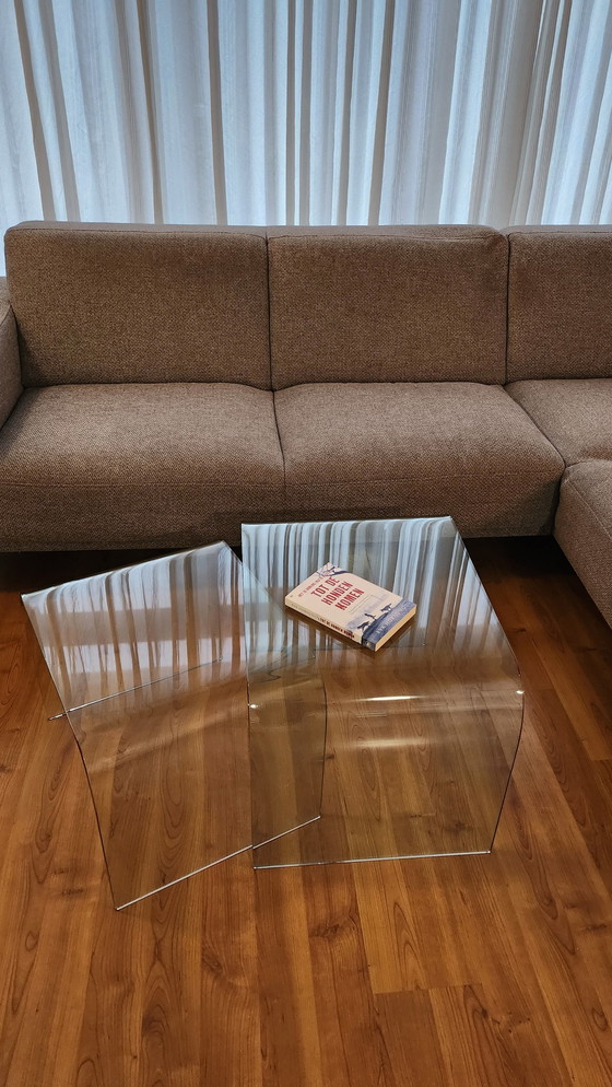 Image 1 of Fiam Waterfall 1970 table d'appoint 1/2 de l'ensemble de tables gigognes