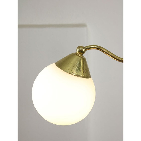 Image 1 of Lustre Vintage Art Deco en laiton et opaline, Italie