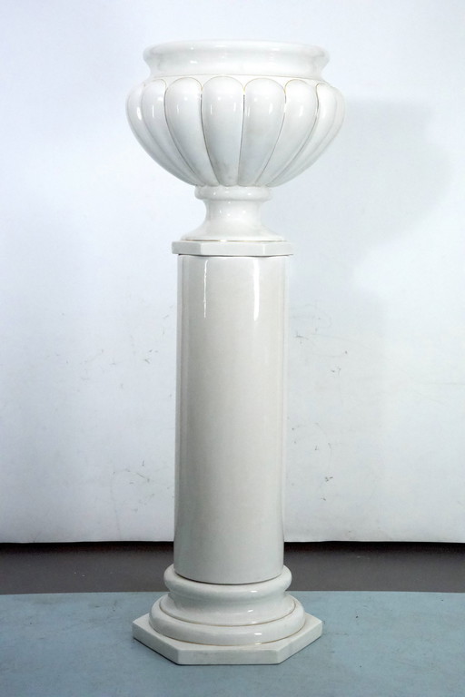 Vase surdimensionné en céramique blanche avec détails dorés et colonne, Italie, 1970S