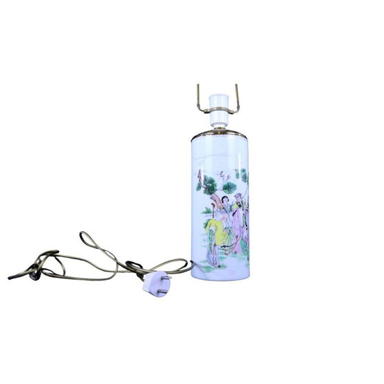 Image 1 of Lampe de table vintage en porcelaine asiatique