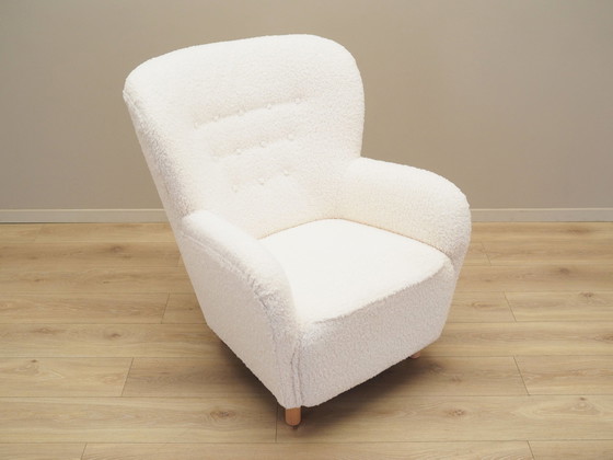 Image 1 of Fauteuil blanc, Design scandinave, Production : Danemark