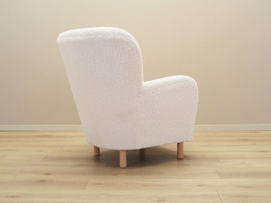 Image 1 of Fauteuil blanc, Design scandinave, Production : Danemark