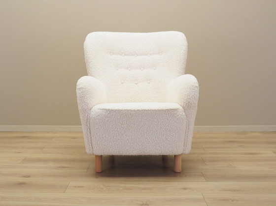 Image 1 of Fauteuil blanc, Design scandinave, Production : Danemark