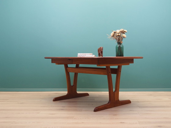 Image 1 of Table en cerisier, Design danois, 1970S, Production : Danemark