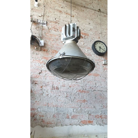 Image 1 of Lampe suspendue industrielle vintage par Mesko, 1990