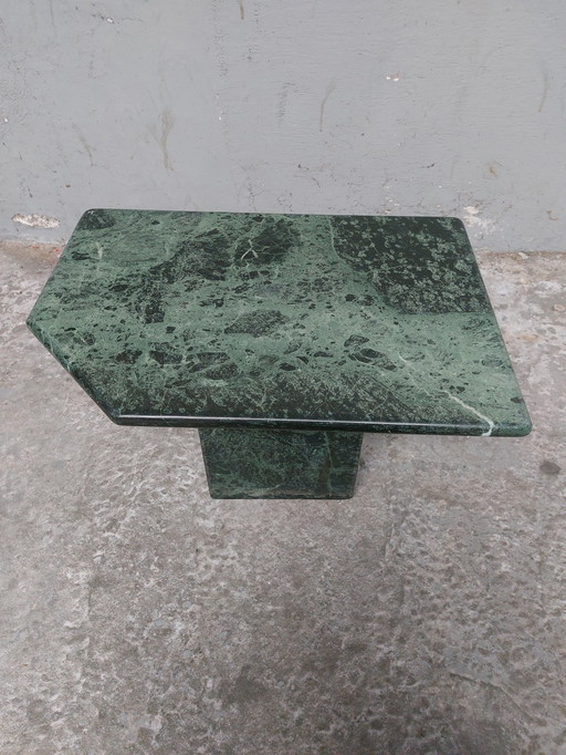 Table basse en marbre vert