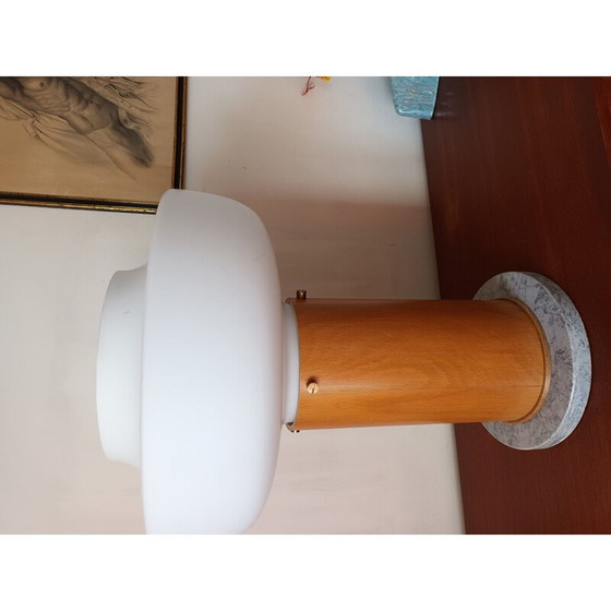 Image 1 of Lampe de bureau vintage en verre opalin et bois, 1970