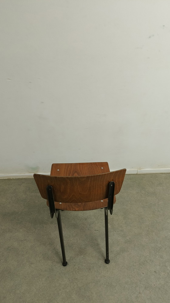 Image 1 of Chaise haute vintage industrielle Chaise d'école en style Friso Kramer Marko