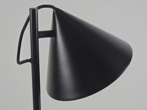 Image 1 of Design moderne danois - Lampe de table Frandsen Benjamin - Dessinée par Benny Frandsen, 2000S.