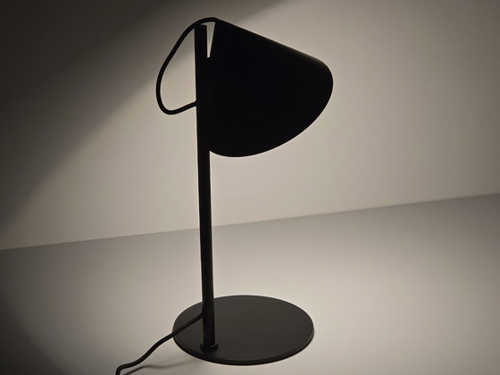 Image 1 of Design moderne danois - Lampe de table Frandsen Benjamin - Dessinée par Benny Frandsen, 2000S.