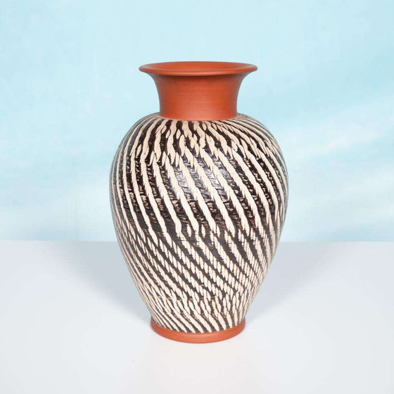 Image 1 of Vase vintage Wekara sgraffito, vase en céramique minimaliste