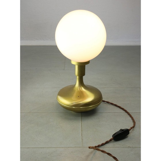 Image 1 of Lampe de table vintage en laiton et verre opalin, Italie