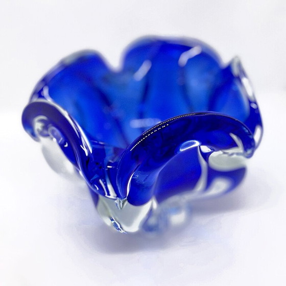 Image 1 of Cendrier vintage en cobalt par J. Hospodka pour Chribska Sklarna, Tchécoslovaquie 1960