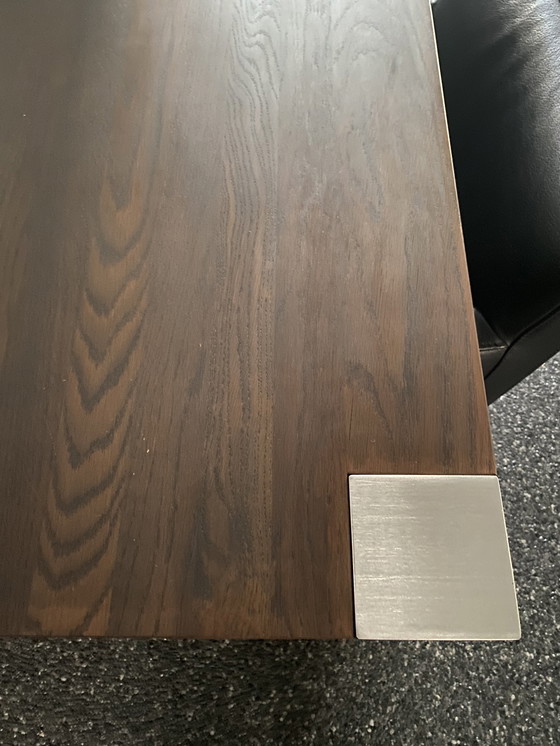 Image 1 of Table de salle à manger Cross Mc Glan, plateau en chêne et pieds en acier inoxydable