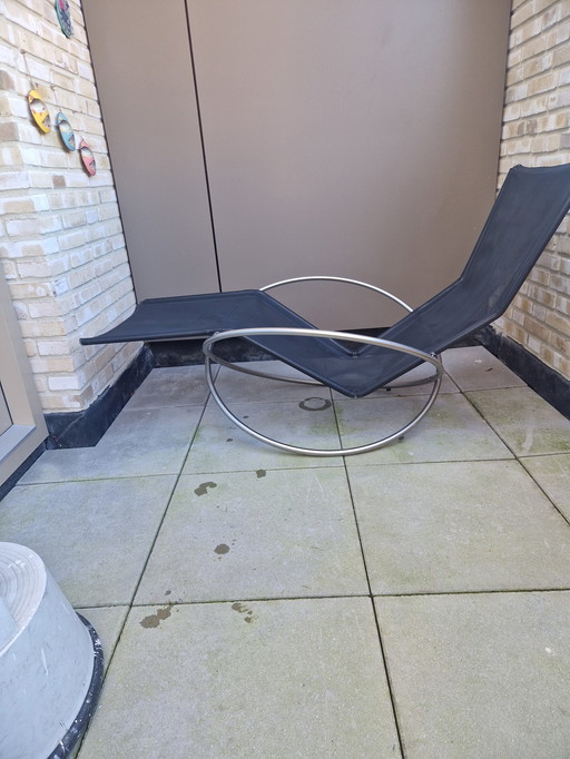 Chaise à bascule de jardin