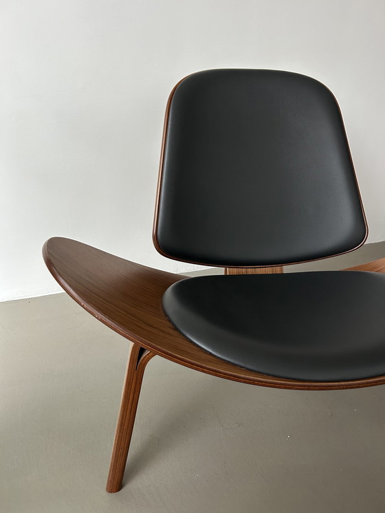 Image 1 of Carl Hansen Ch07 Chaise Shell