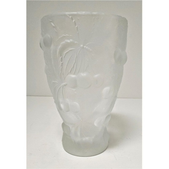 Image 1 of Vase vintage en verre pressé de Josef Inwald