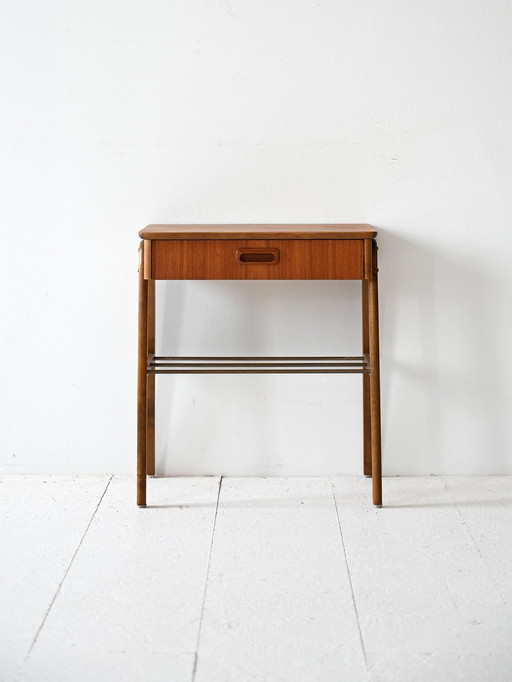 Table de chevet suédoise des années 1960