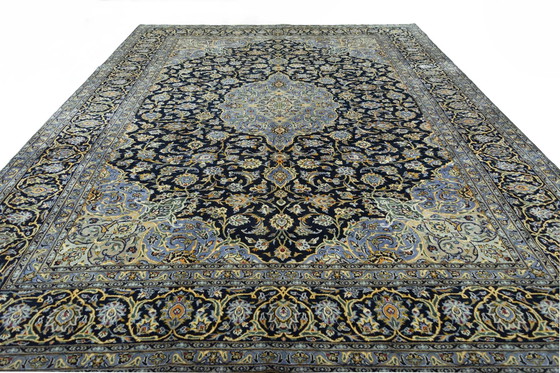 Image 1 of Tapis Keshan noué à la main 401 X 302 cm