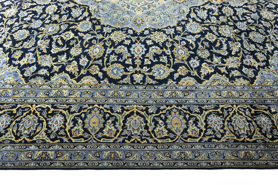 Image 1 of Tapis Keshan noué à la main 401 X 302 cm