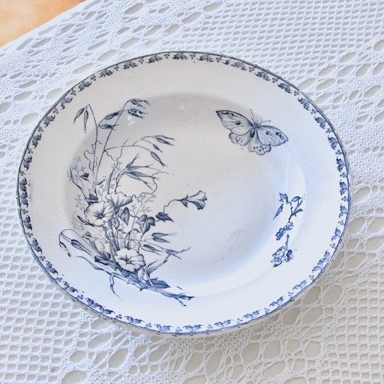 Image 1 of 8 Assiettes Terre De Fer Sarreguemines "Carmen" Aux Papillons