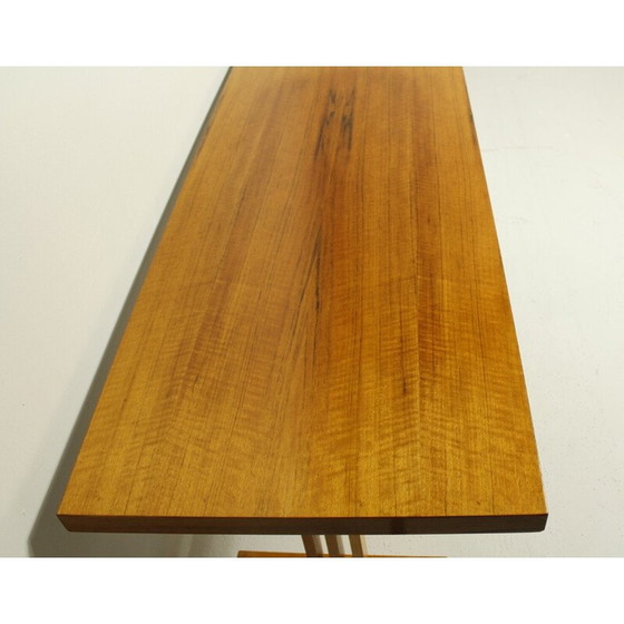 Image 1 of Table basse vintage "Horizon" en bois de shedua et frêne, 1970