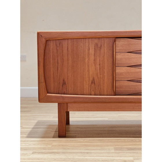 Image 1 of Buffet vintage en teck par Burchaard Nielsen pour Dyrlum, Danemark 1960