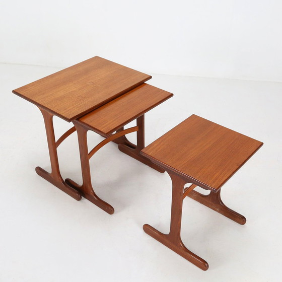 Image 1 of Ensemble de 3 tables gigognes en bois de teck par G-Plan, 1970, UK