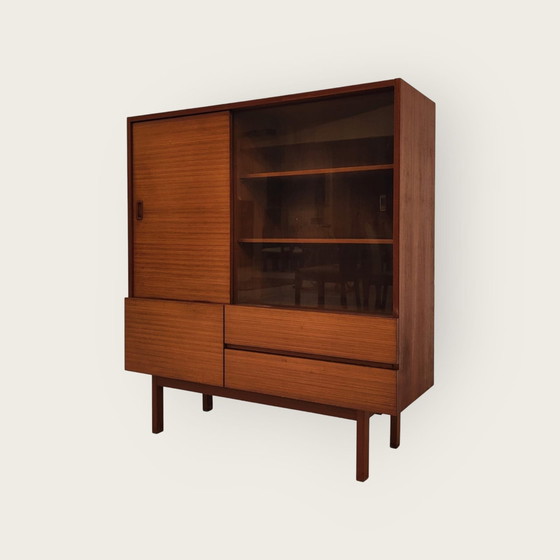 Image 1 of Vitrine Mid Century