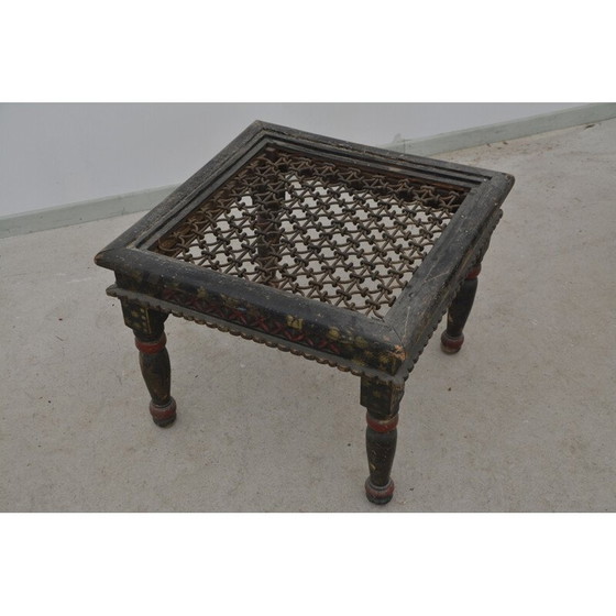Image 1 of Table basse vintage en bois et métal, Inde 1940