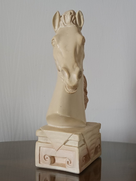 Image 1 of Buste De Cheval En Plâtre Xxème 