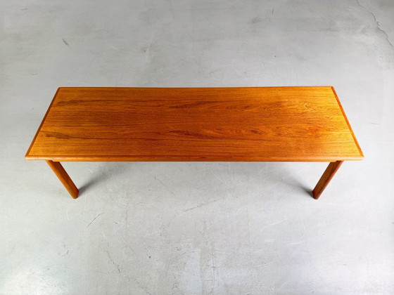Image 1 of Mid Century Table basse Kvalitet Forme Fonction Danish Vintage Teck